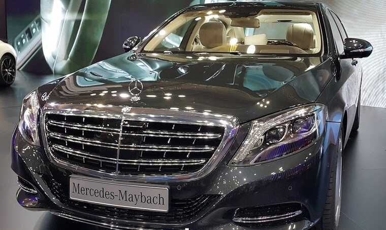 С парковки в Москва-Сити угнали Maybach за 21 миллион рублей