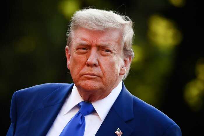 Визит Трампа на саммит НАТО в Гааге сопровождается видео с песней Hey Daddy и надписью «Daddy’s home»