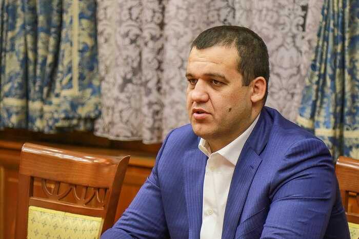 В русскоязычной Википедии подозревают платные правки статьи о президенте IBA Умаре Кремлеве
