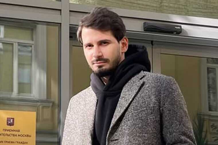 Политтехнолог Дмитрий Кисиев лишён российского гражданства за дестабилизацию общества