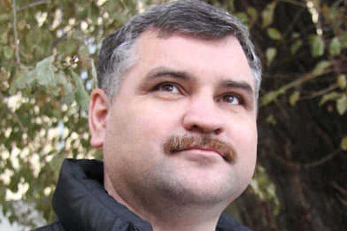 Журналист Михаил Серенко под следствием: давление, обыски и отказ в адвокате после задержания
