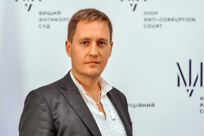 Ukrainian anti-corruption judge Viktor Maslov reported attempts of pressure from law enforcement agencies