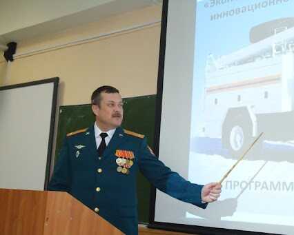 Воспитатель Суворовского училища Владимир Щекотов заподозрен в совращении курсанта