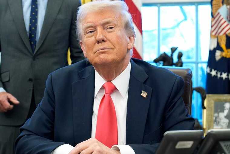 На Аляске противники Трампа устроили проукраинский митинг перед встречей с Путиным