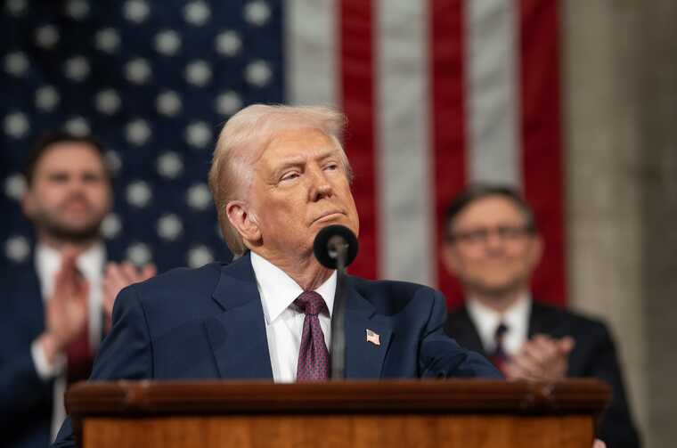 Переговоры США и России могут завершиться в первые минуты встречи, заявил Трамп