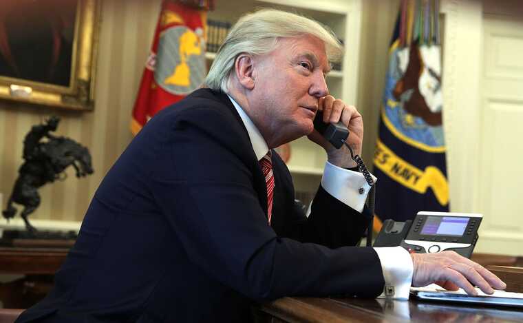 Трамп прекратил переговоры с ЕС и Зеленским ради того, чтобы позвонить Путину