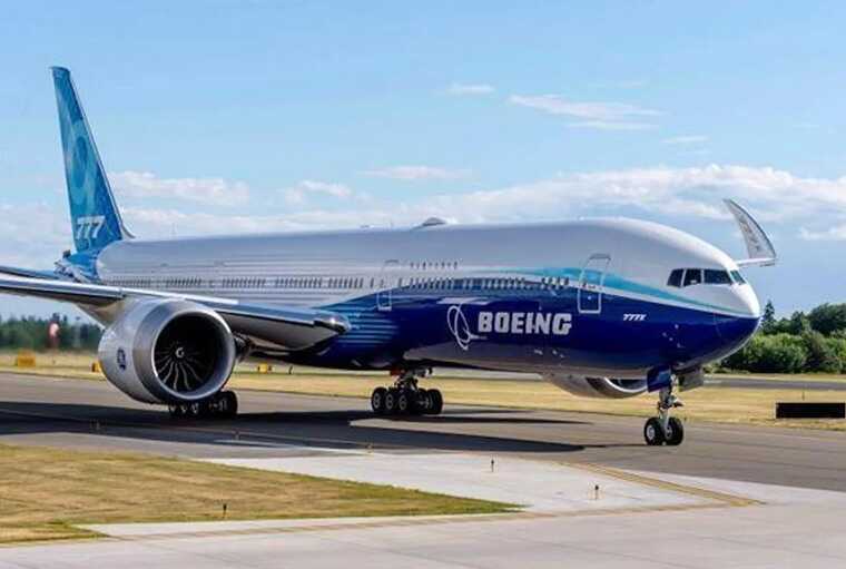 Срывы поставок Boeing 777X наносят ущерб Emirates: акции авиастроителя продолжают падение