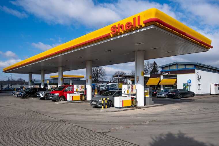 Shell сталкивается с новыми вызовами в России: иск на сумму более 1 миллиарда евро