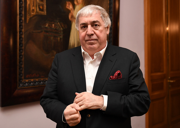 На плаву с Декманами: Баланович прикупил у Сосковца бизнес-центр На плаву с Декманами: Баланович прикупил у Сосковца бизнес-центр